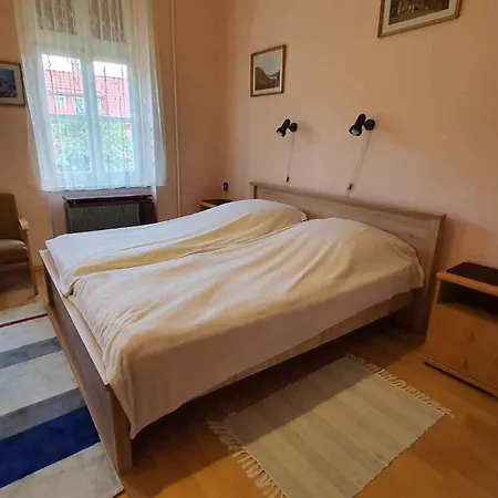 - Balaton 18521 Lejlighed Balatonföldvár