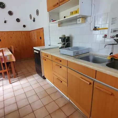 - Balaton 18521 Balatonföldvár