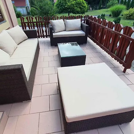 - Balaton 18521 Lejlighed *