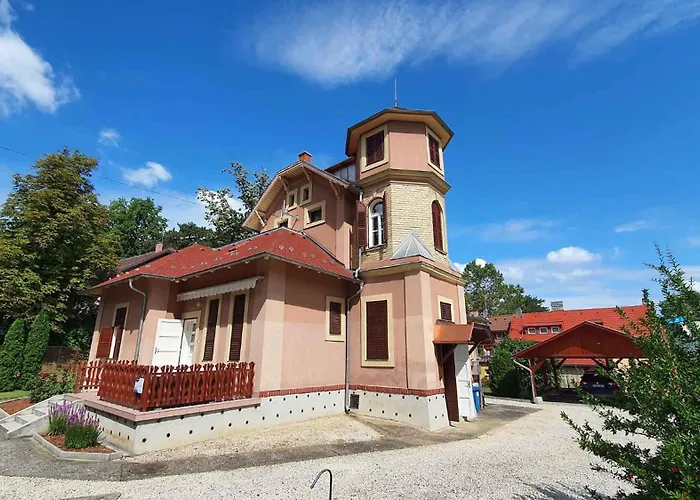 - Balaton 18521 * Balatonfoldvar