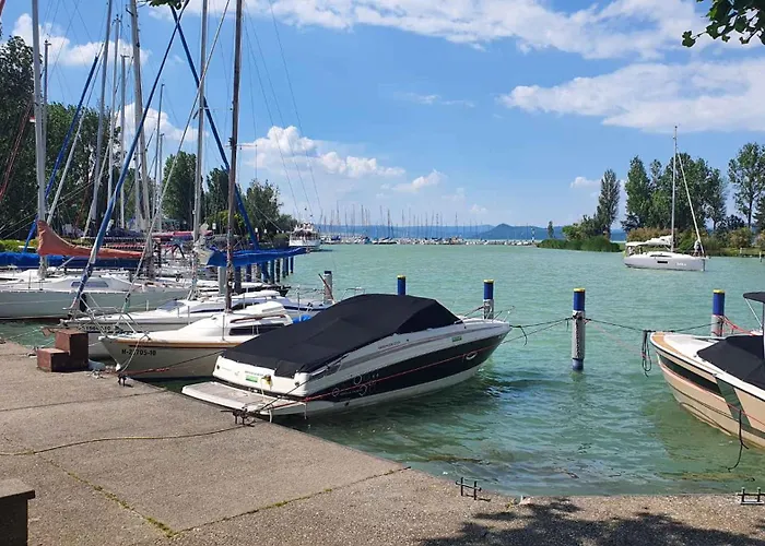 - Balaton 18521 Apartment Balatonfoldvar